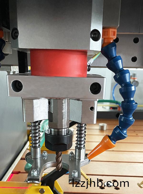 電(dian)動銑(xian)刀頭